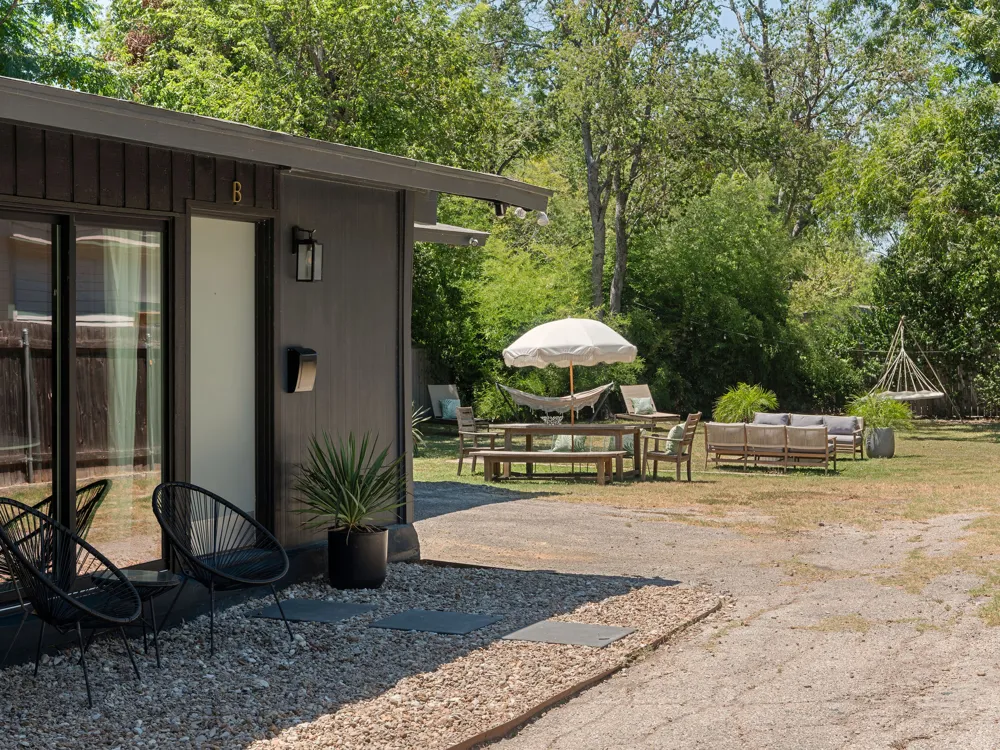 5212 Woodrow Avenue Austin, TX 78756