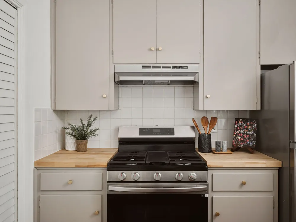 5212 Woodrow Avenue Austin, TX 78756