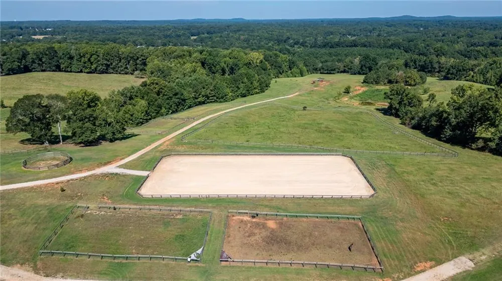 16 Peek Drive Carrollton, GA 30116