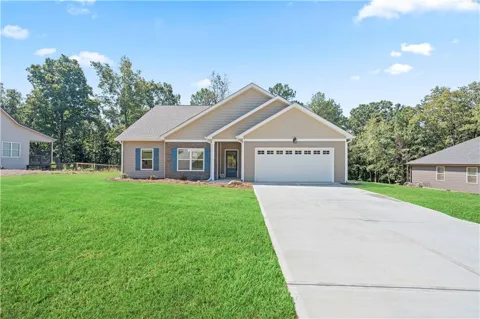 196 Talon Drive SE