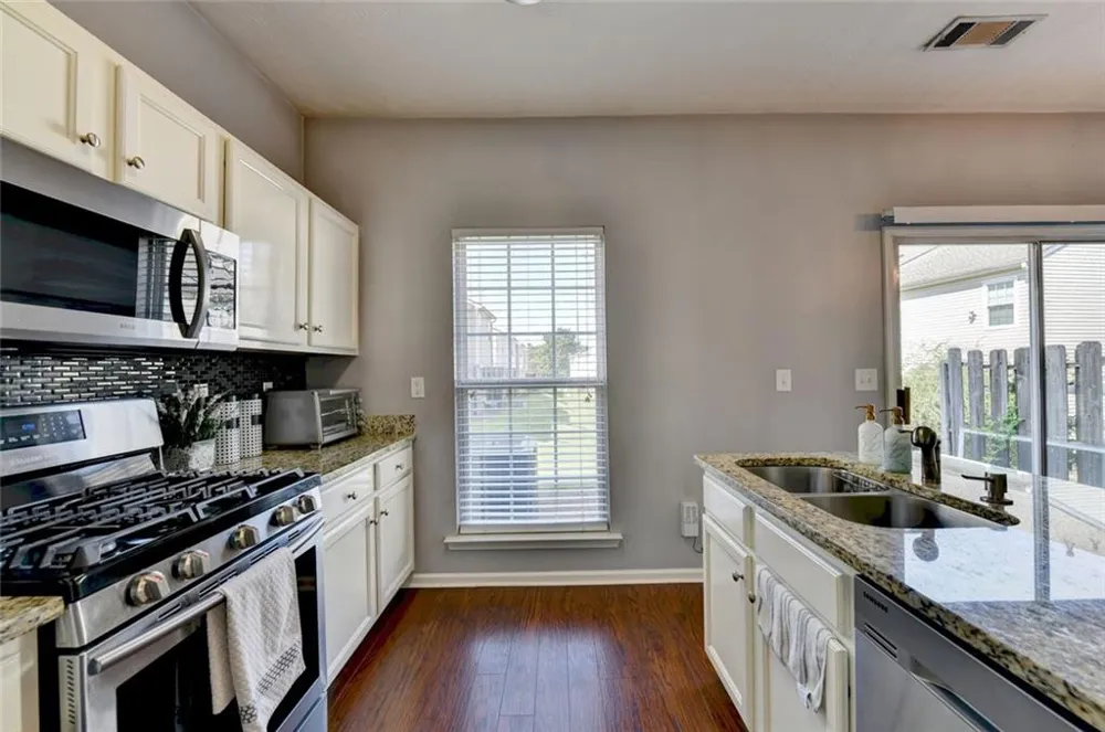 2432 Birkhall Way Lawrenceville, GA 30043