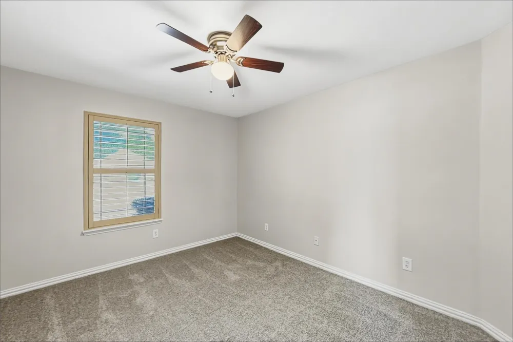 128 Annette Street Lancaster, TX 75146