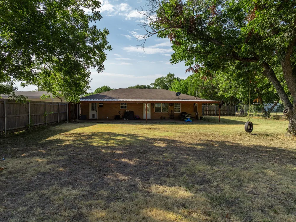 205 Rabbit Run Woodway, TX 76712