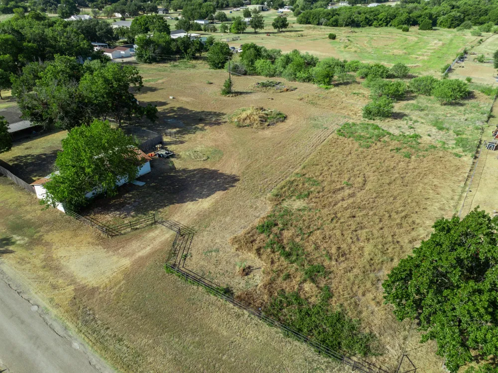 205 Rabbit Run Woodway, TX 76712