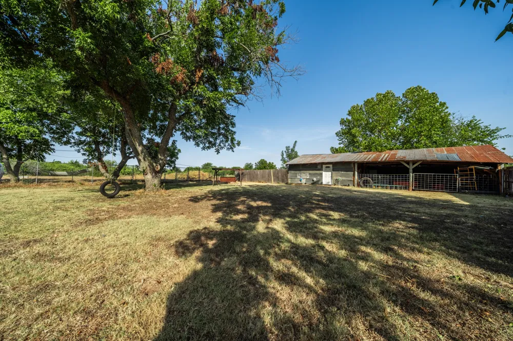 205 Rabbit Run Woodway, TX 76712