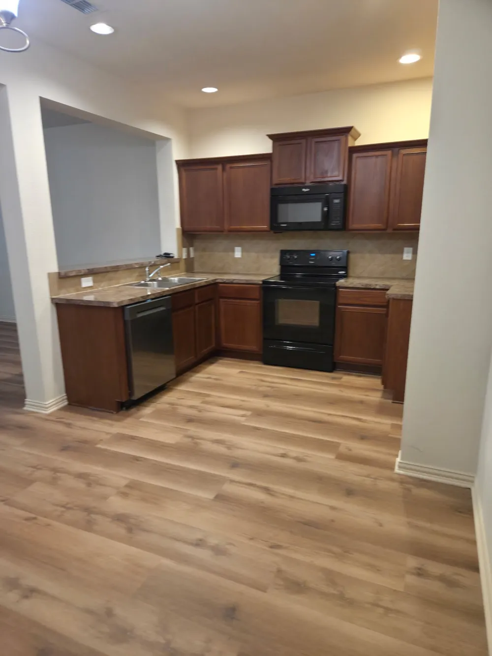 6820 Carrington Lane Fort Worth, TX 76137