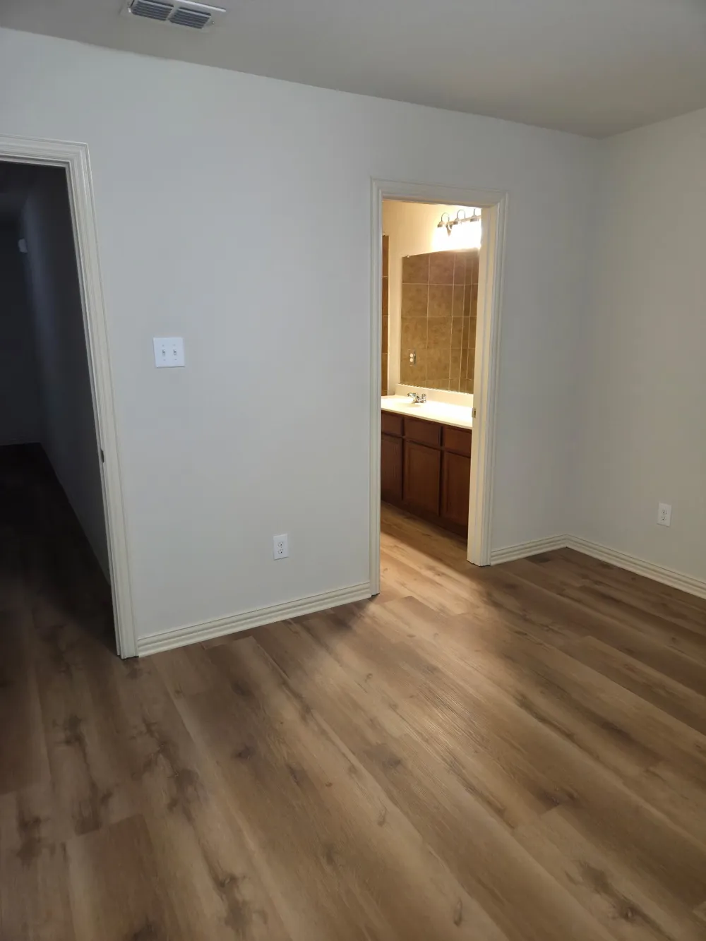 6820 Carrington Lane Fort Worth, TX 76137