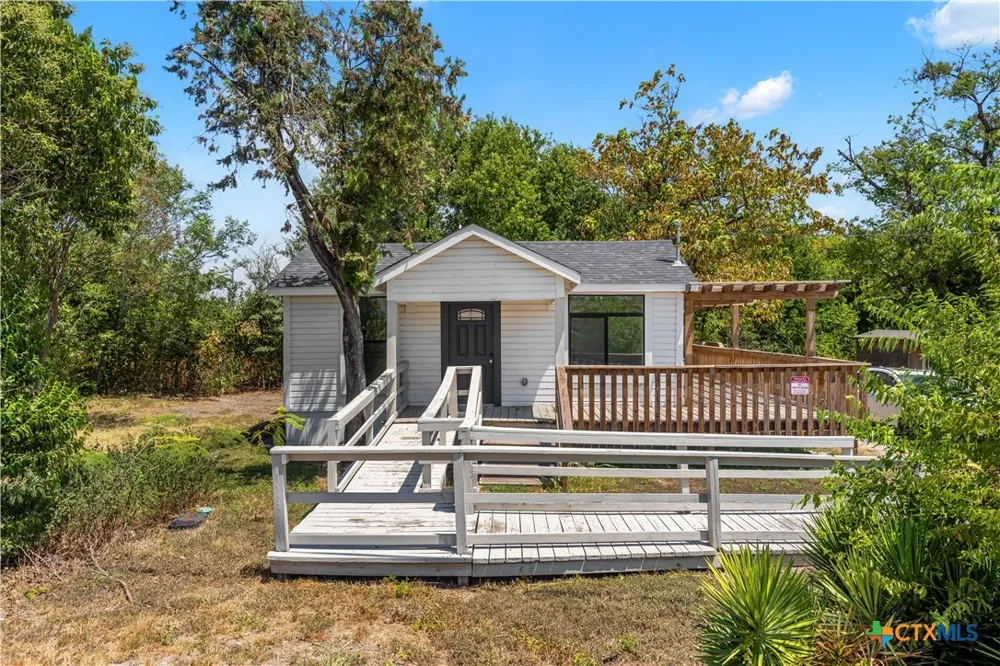 2500 E Highway 36 Temple, TX 76501