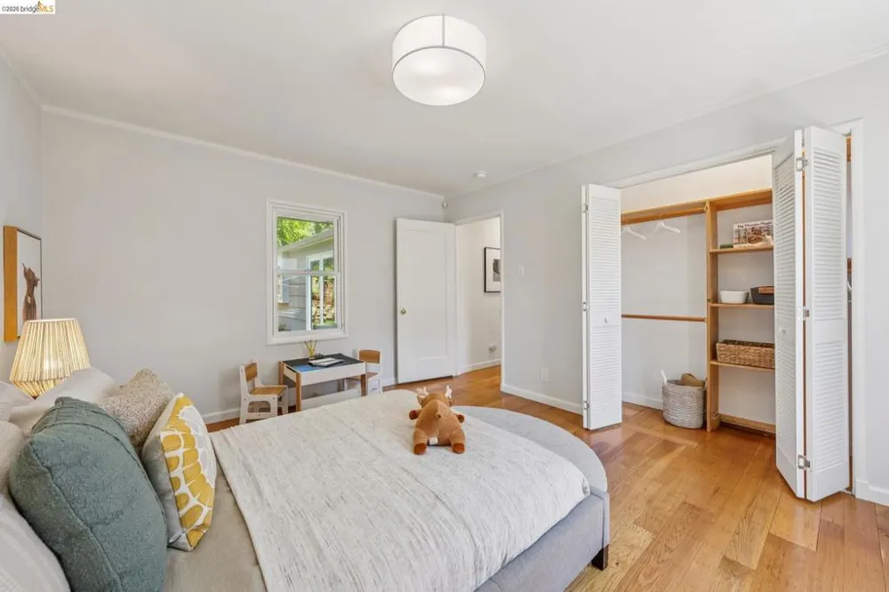 66 Arlington Court Kensington, CA 94707