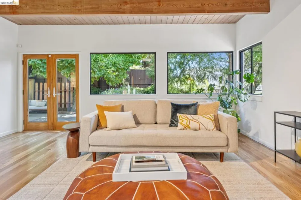 66 Arlington Court Kensington, CA 94707