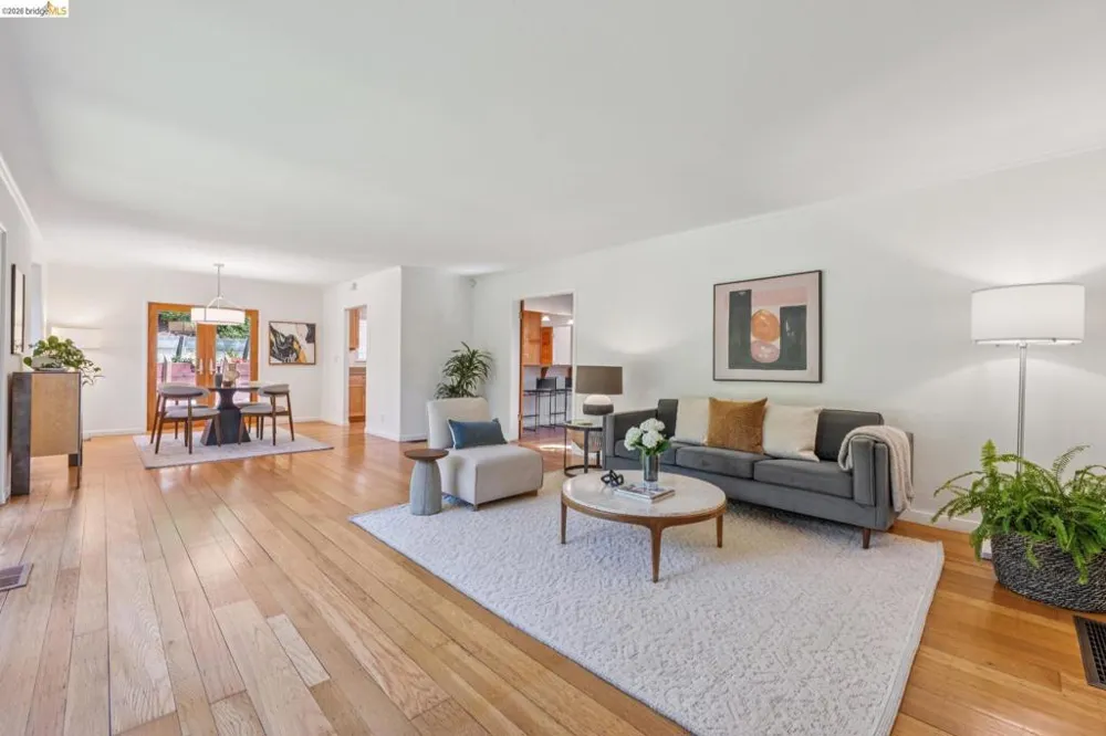66 Arlington Court Kensington, CA 94707