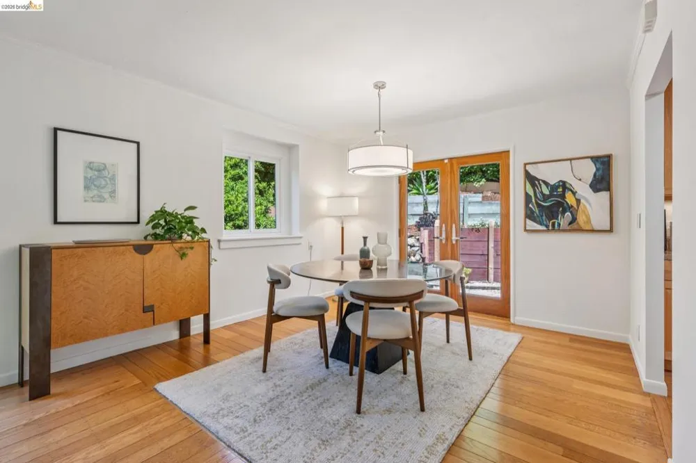 66 Arlington Court Kensington, CA 94707