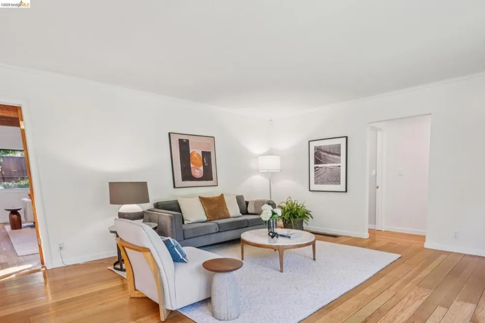 66 Arlington Court Kensington, CA 94707