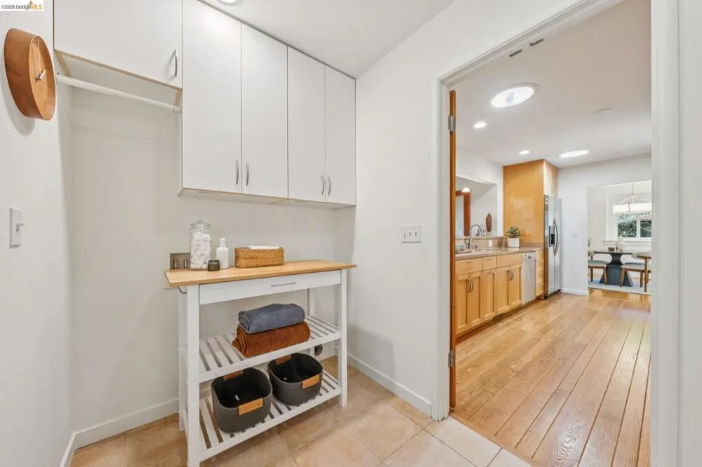 66 Arlington Court Kensington, CA 94707