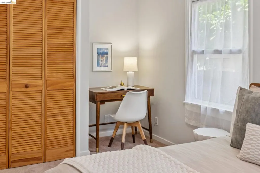 66 Arlington Court Kensington, CA 94707