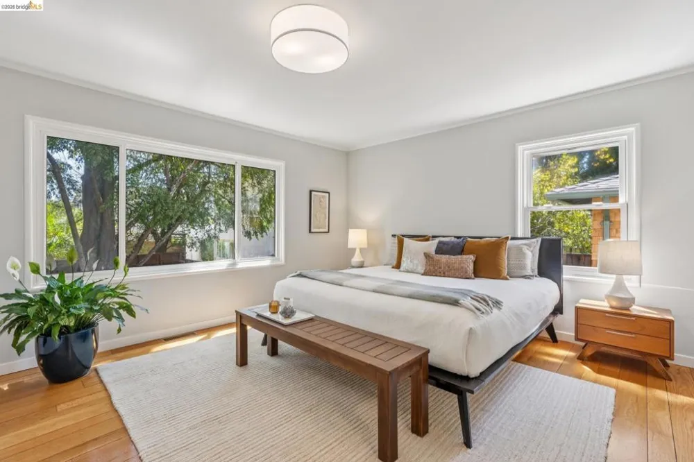 66 Arlington Court Kensington, CA 94707