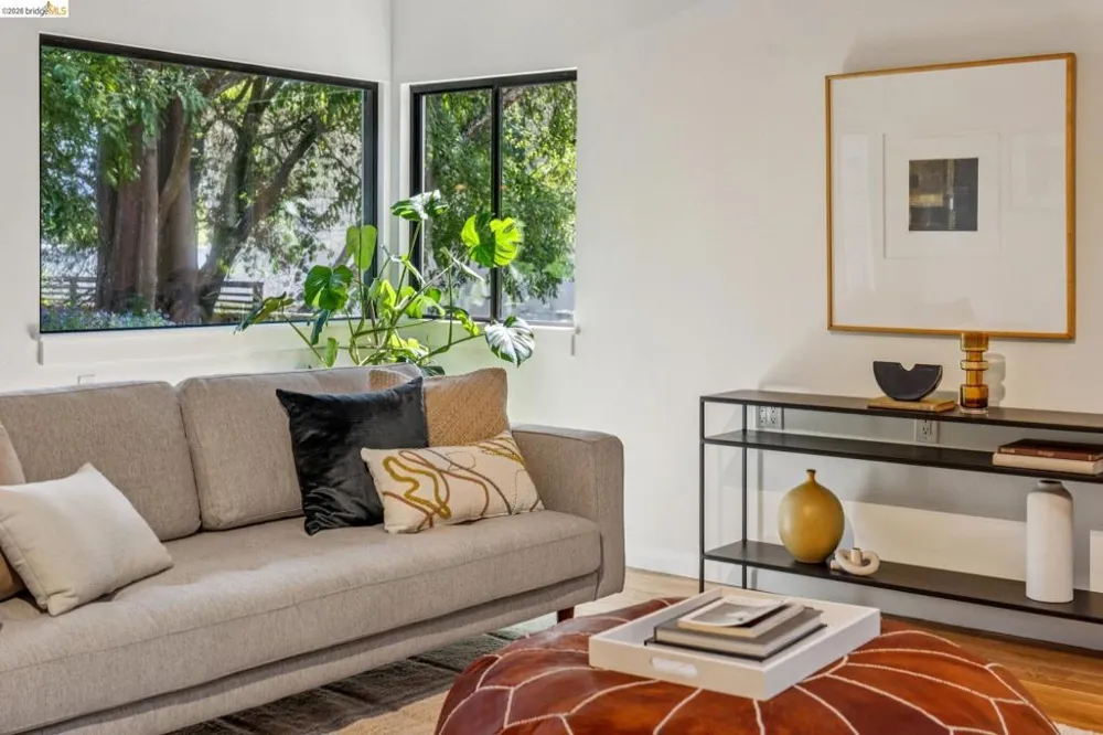 66 Arlington Court Kensington, CA 94707