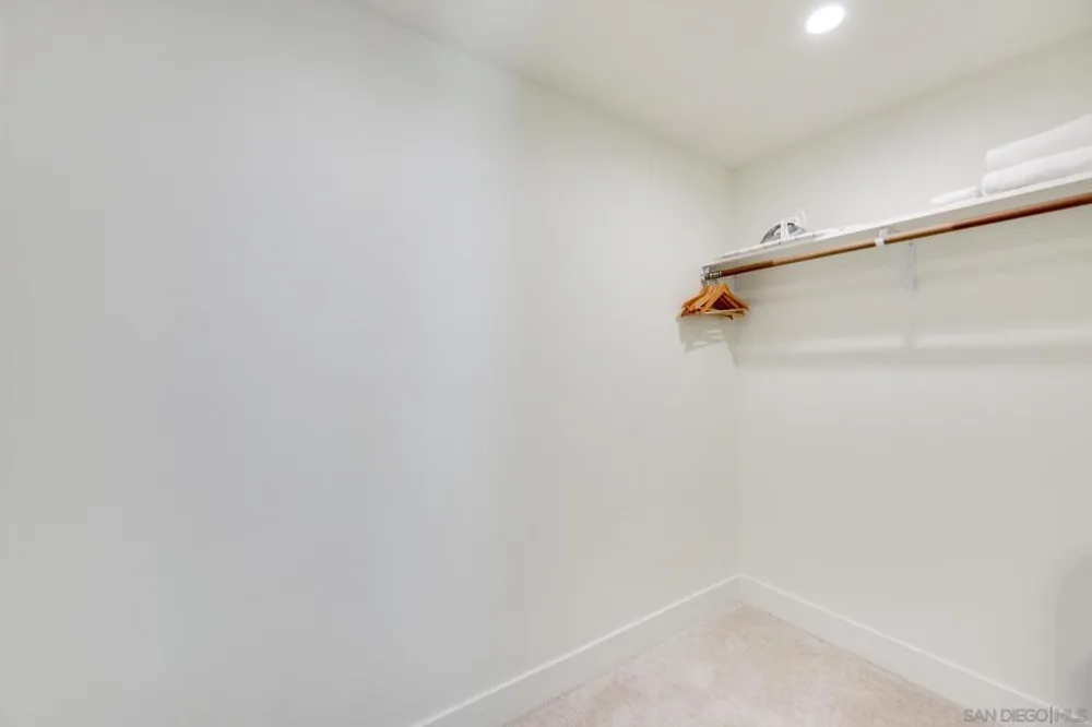 2124 San Clemente St San Diego, CA 92107