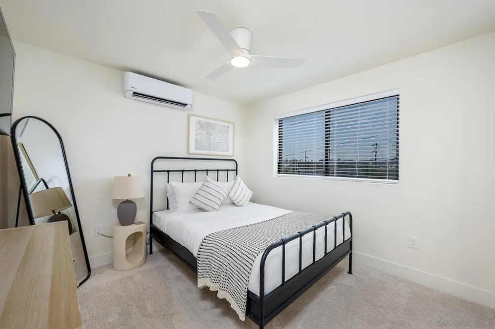 2124 San Clemente St San Diego, CA 92107