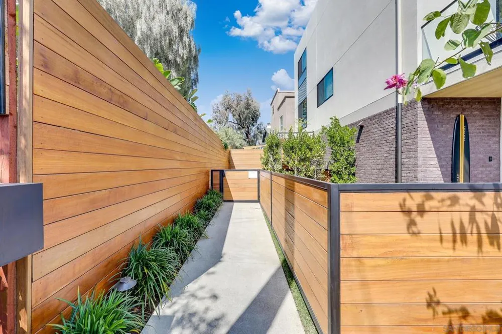 2124 San Clemente St San Diego, CA 92107