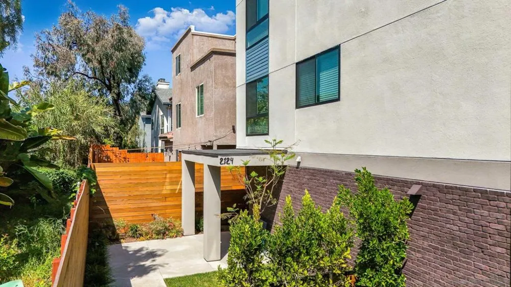 2124 San Clemente St San Diego, CA 92107