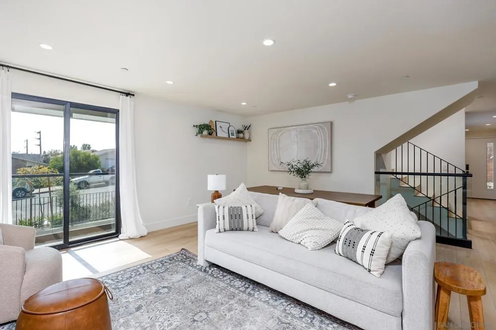 2124 San Clemente St San Diego, CA 92107