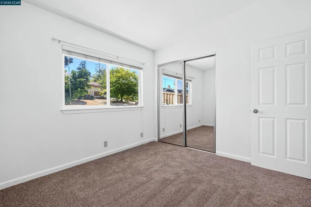 2416 Ohatch Dr San Pablo, CA 94806