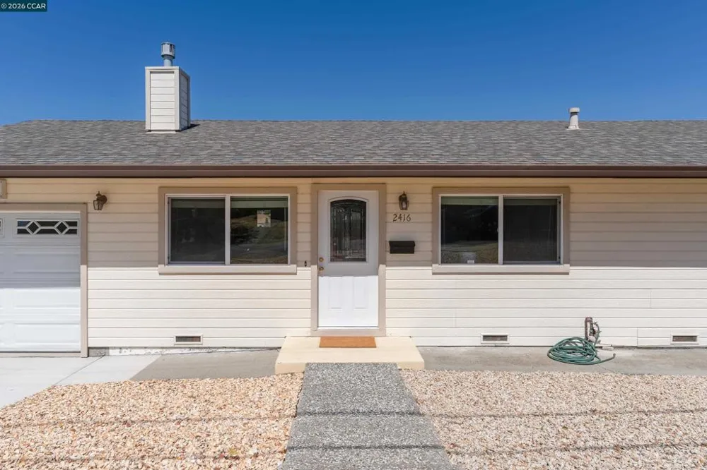 2416 Ohatch Dr San Pablo, CA 94806