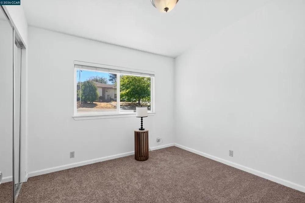 2416 Ohatch Dr San Pablo, CA 94806