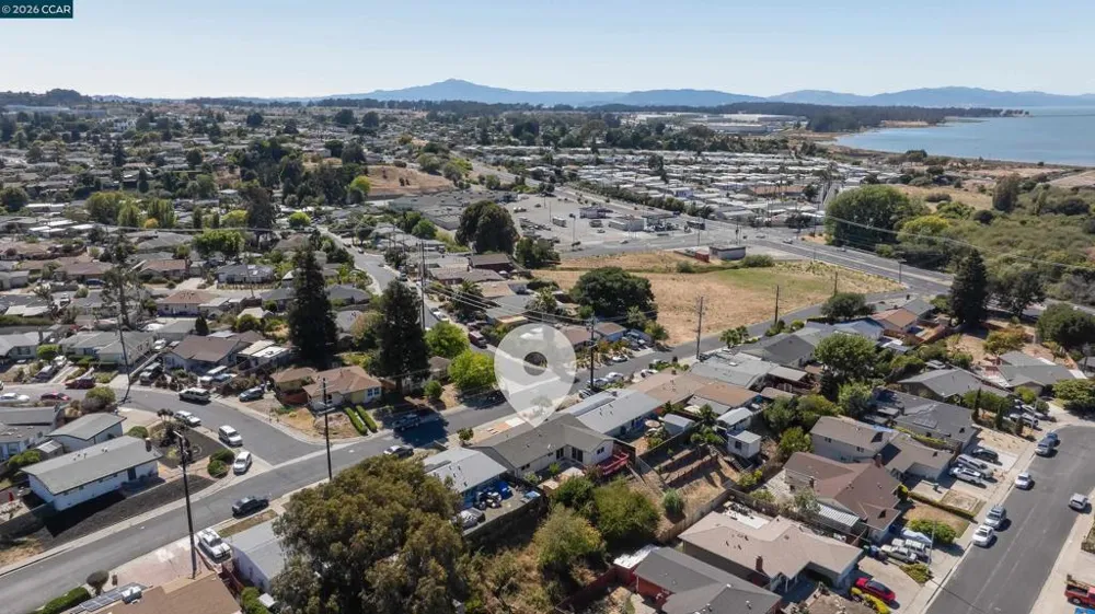 2416 Ohatch Dr San Pablo, CA 94806