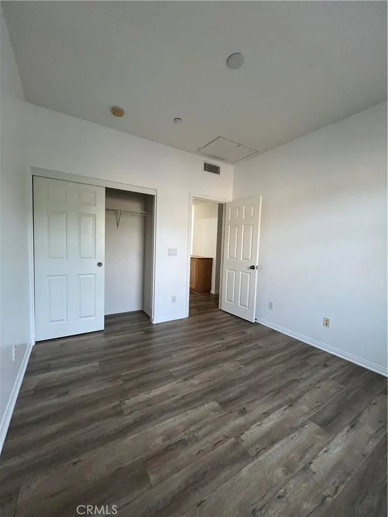 119 Danbrook Irvine, CA 92603