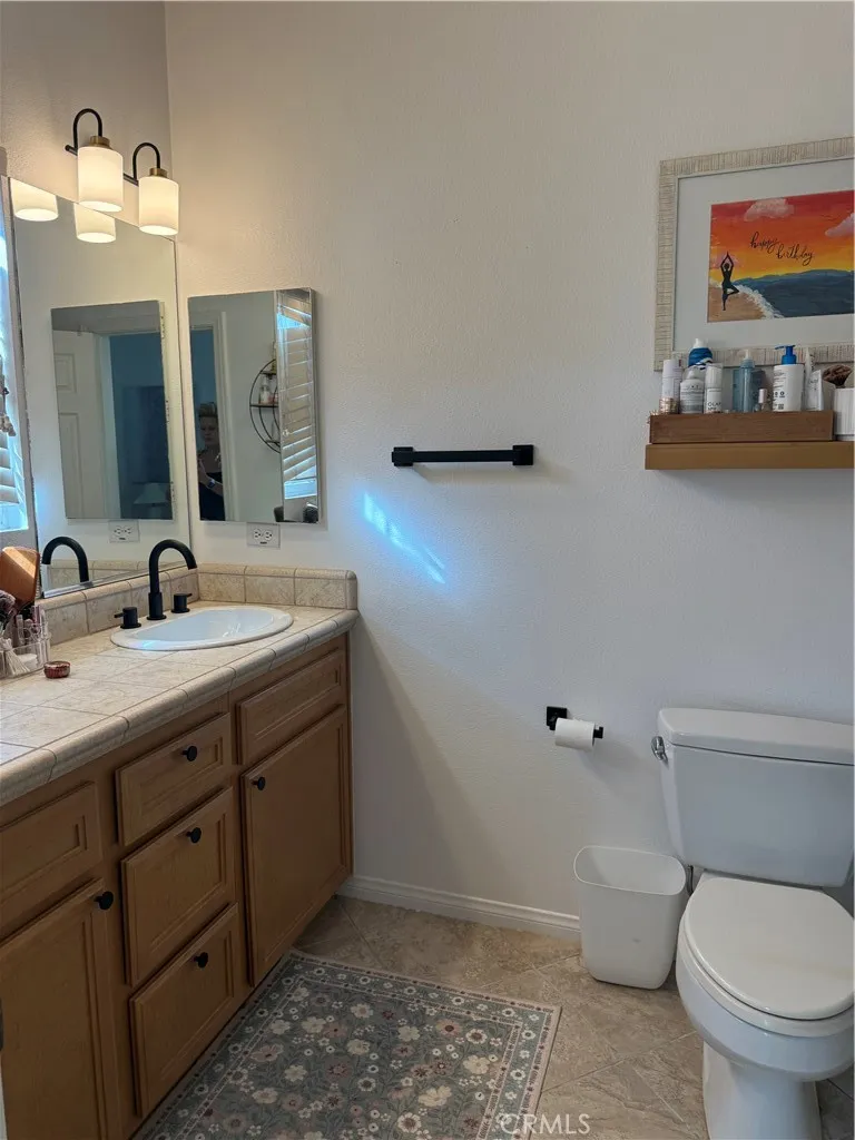 119 Danbrook Irvine, CA 92603