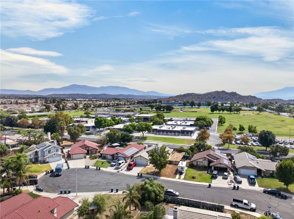 26348 Bodega Court Moreno Valley, CA 92555