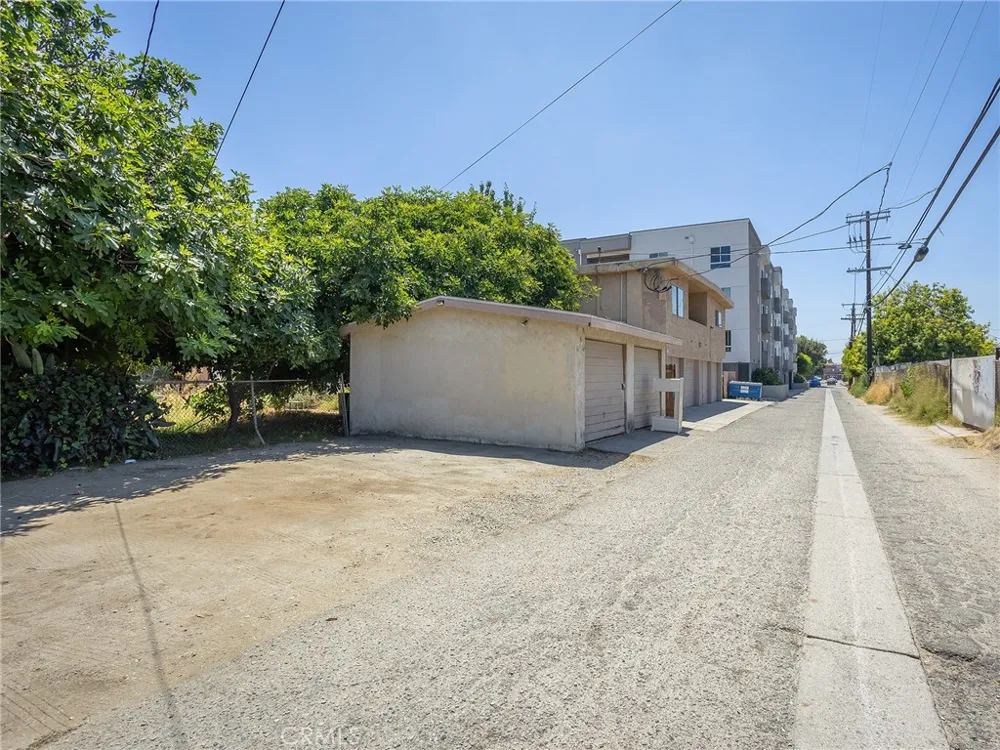 14301 Roscoe Boulevard Panorama City, CA 91402