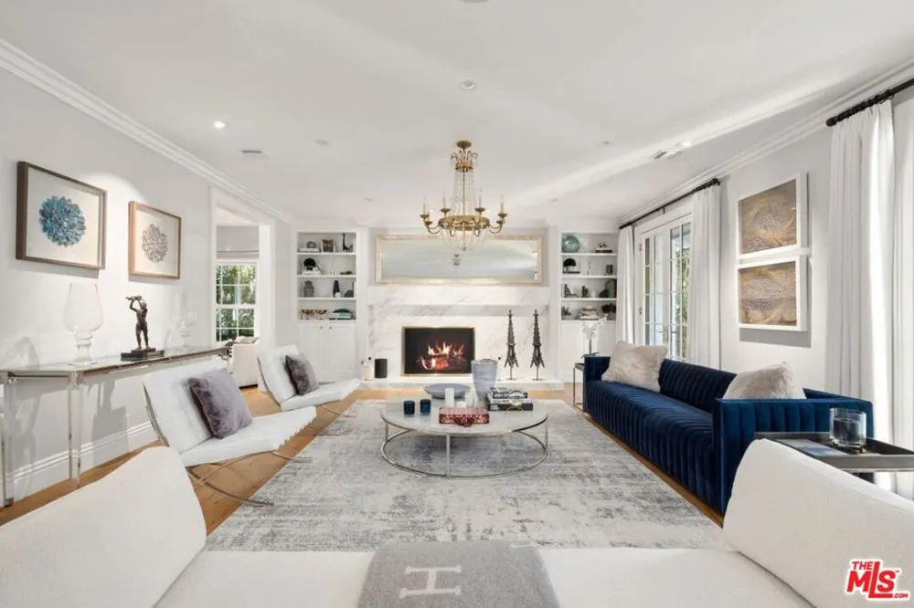 1960 Coldwater Canyon Drive Beverly Hills, CA 90210