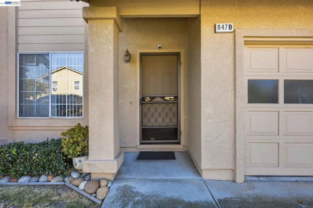 847 W Sunset Blvd #B Hayward, CA 94541