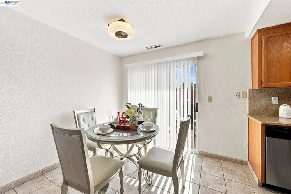 847 W Sunset Blvd #B Hayward, CA 94541