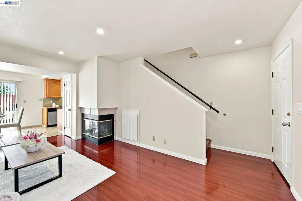 847 W Sunset Blvd #B Hayward, CA 94541