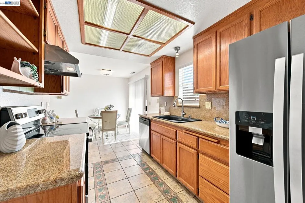 847 W Sunset Blvd #B Hayward, CA 94541