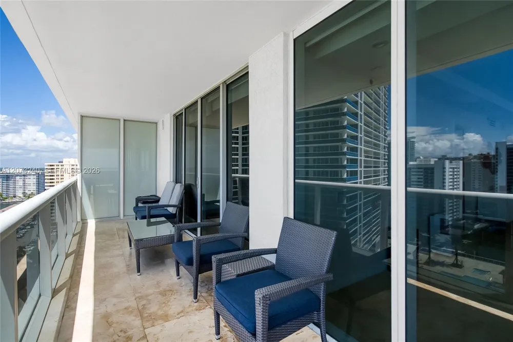 1830 Ocean Dr #1702 Hallandale Beach, FL 33009