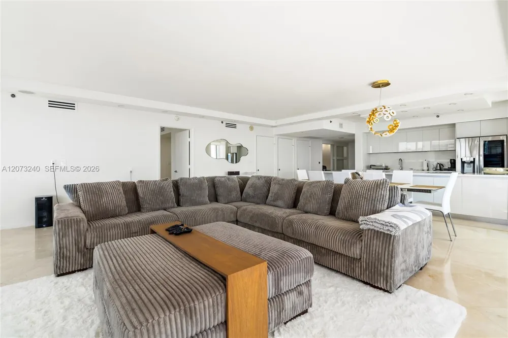 1830 Ocean Dr #1702 Hallandale Beach, FL 33009