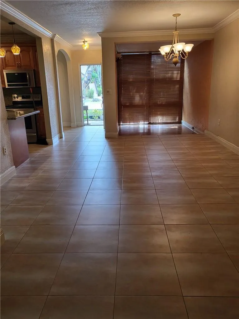 780 NE 199TH STREET #101E Miami, FL 33179