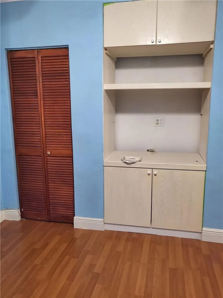 780 NE 199TH STREET #101E Miami, FL 33179