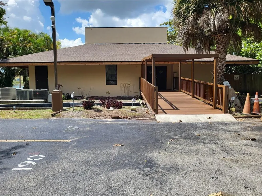 780 NE 199TH STREET #101E Miami, FL 33179