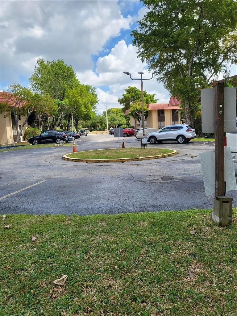 780 NE 199TH STREET #101E Miami, FL 33179