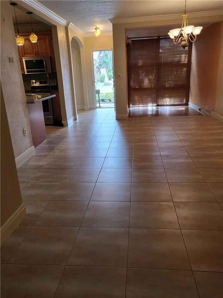 780 NE 199TH STREET #101E Miami, FL 33179