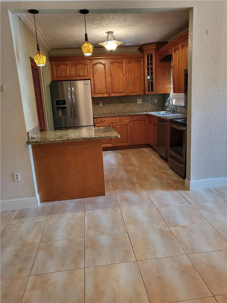 780 NE 199TH STREET #101E Miami, FL 33179