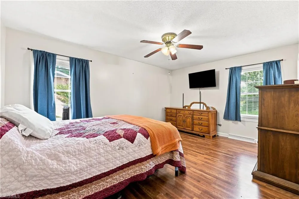 3986 Welcome Arcadia Road Lexington, NC 27295