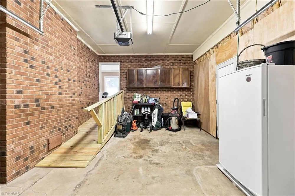 3986 Welcome Arcadia Road Lexington, NC 27295