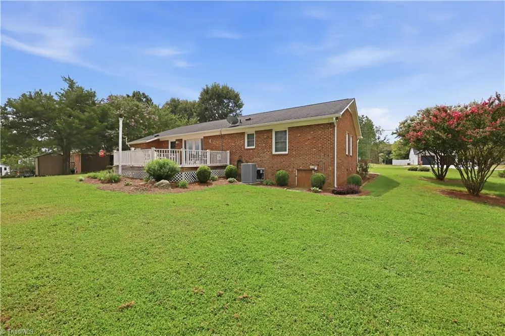 3986 Welcome Arcadia Road Lexington, NC 27295